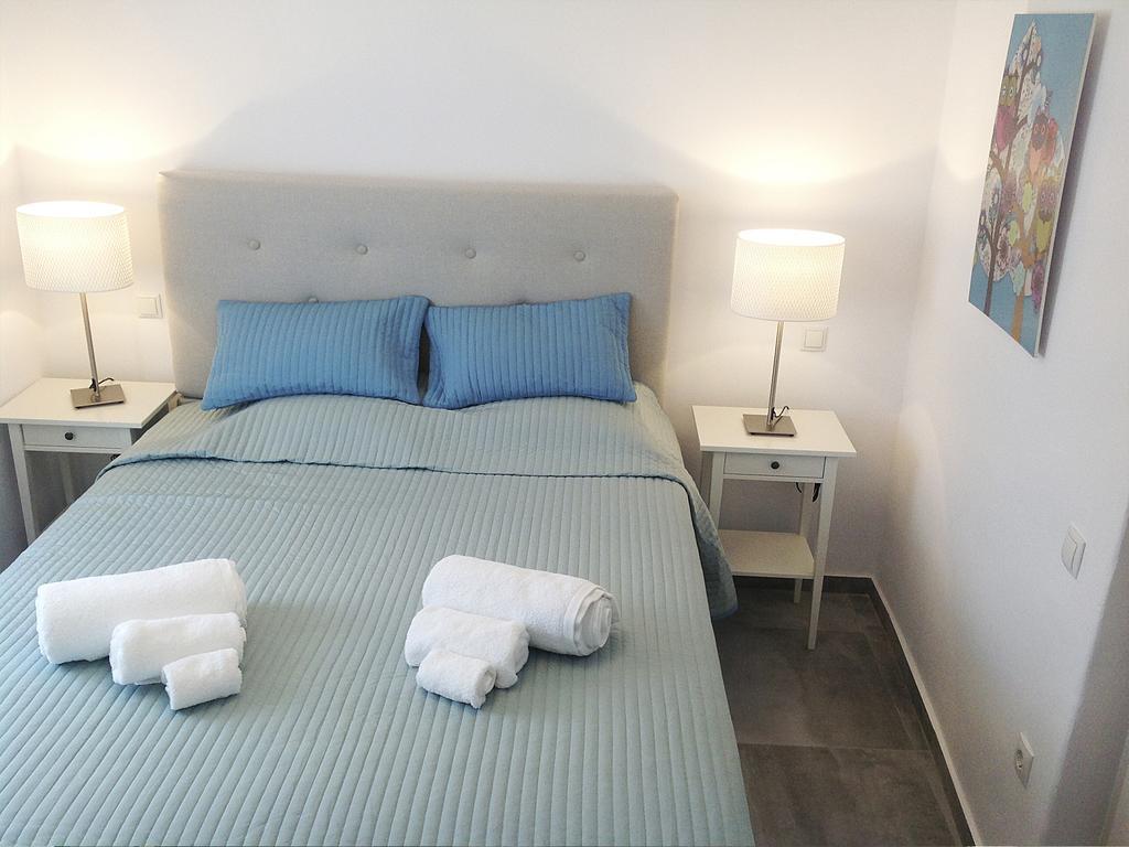 Lavish Suites Agios Ioannis Diakoftis Pokoj fotografie